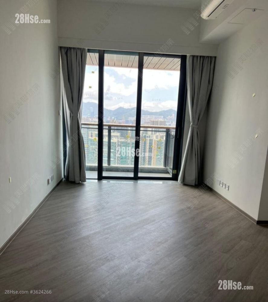 Cullinan Sky Sell 4 Bedrooms , 1 Bathroom 909 ft²