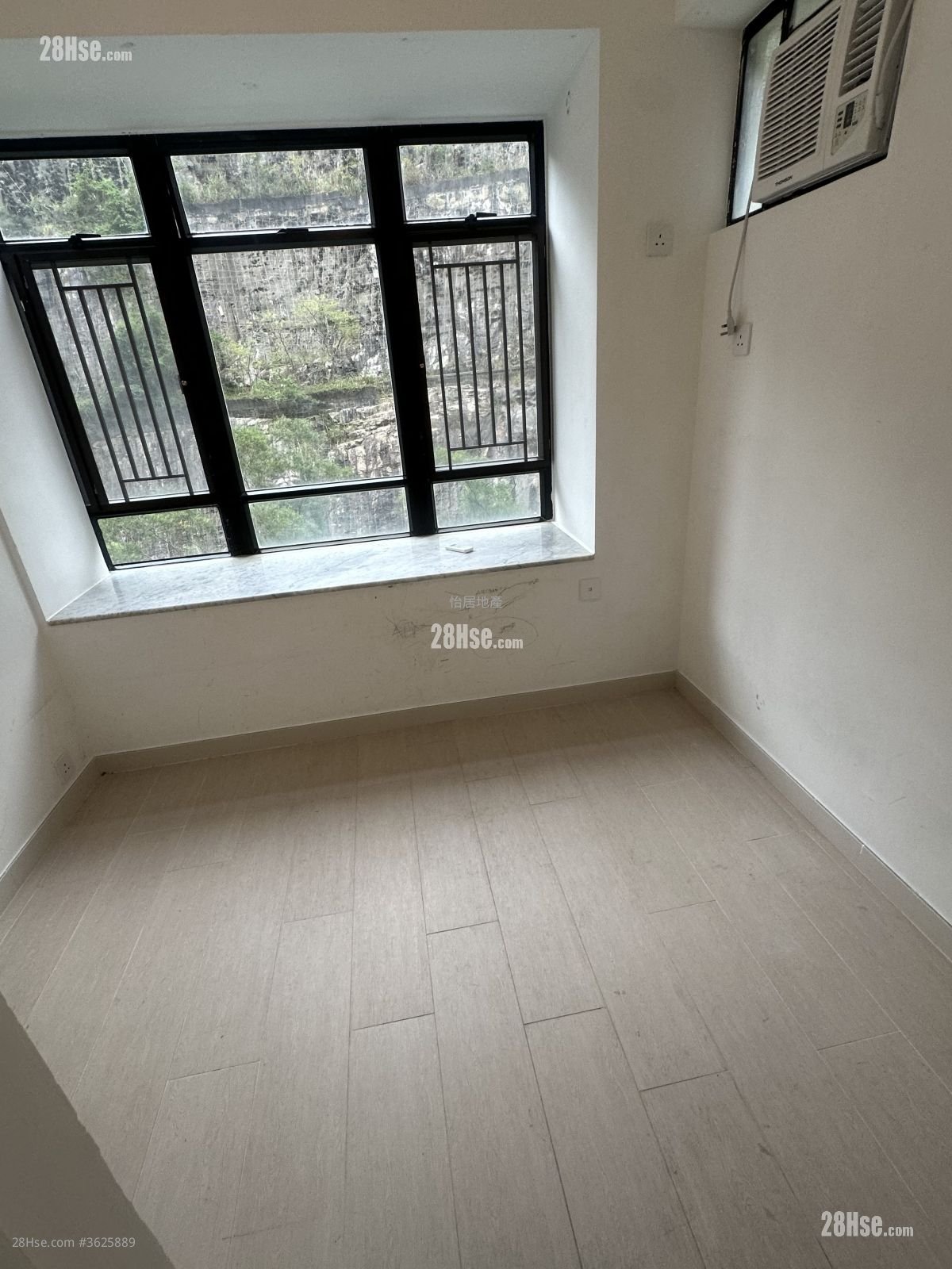 康怡花园 售盘 596 平方尺 康怡花园 售盘 596 平方尺