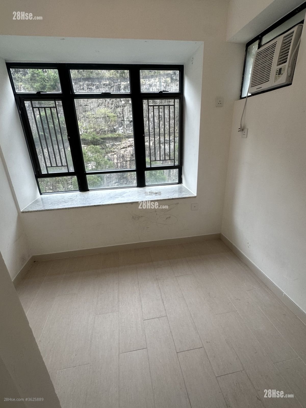 康怡花园 售盘 596 平方尺 康怡花园 售盘 596 平方尺