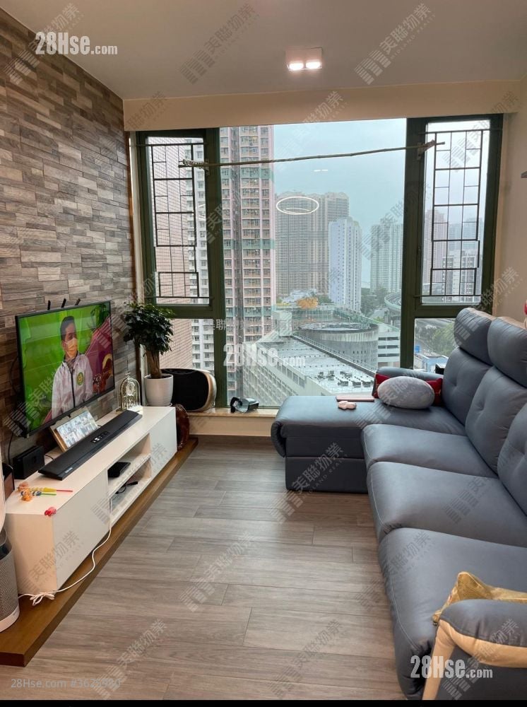 Vista Paradiso Sell 3 Bedrooms 650 ft²