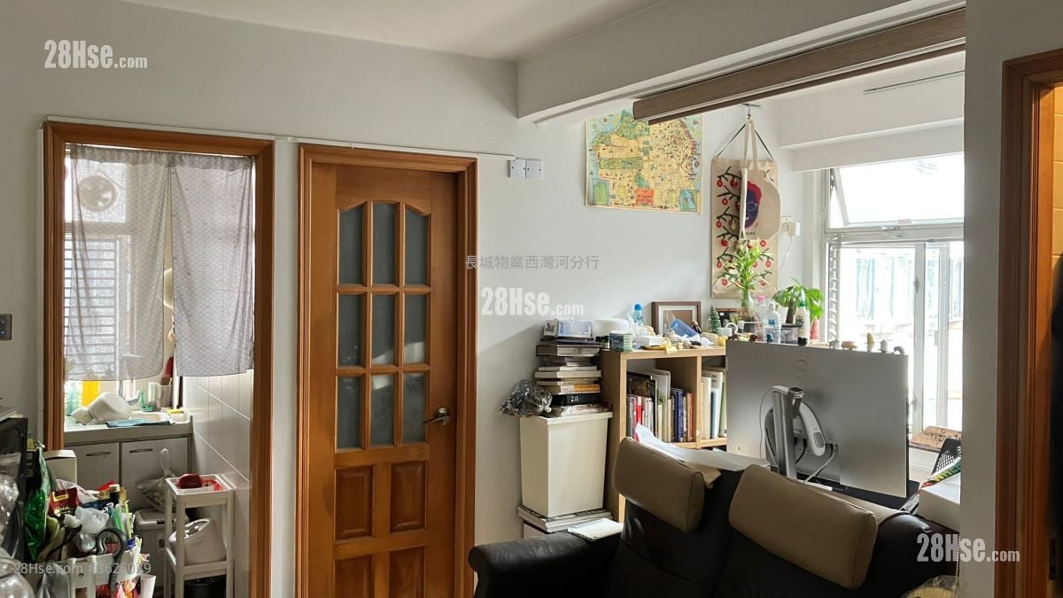 新成中心 售盘 297 平方尺