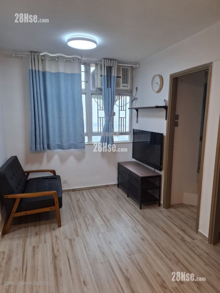 青華苑 租盤 351 平方呎