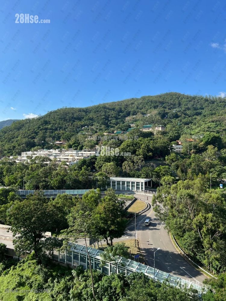 Luk Yeung Sun Chuen Sell 3 Bedrooms , 1 Bathroom 582 ft²