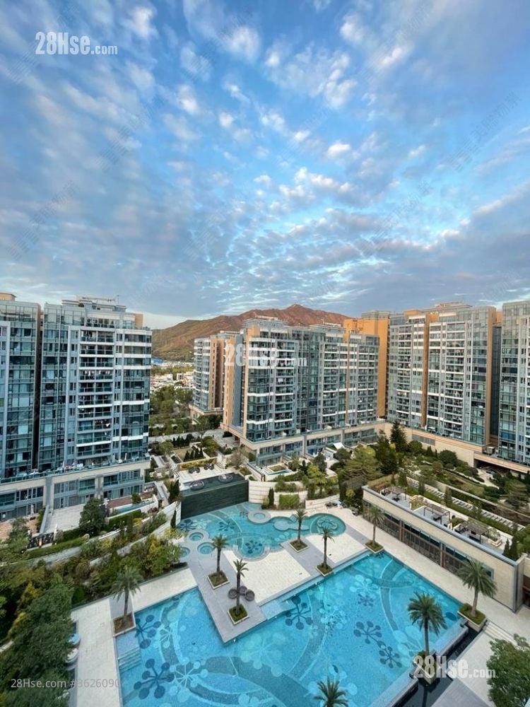 峻巒 售盤 3 房 714 平方呎