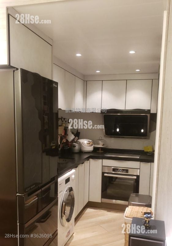 Choi Hing Court Sell 1 Bedroom , 1 Bathroom 421 ft² Choi Hing Court Sell 1 Bedroom , 1 Bathroom 421 ft²