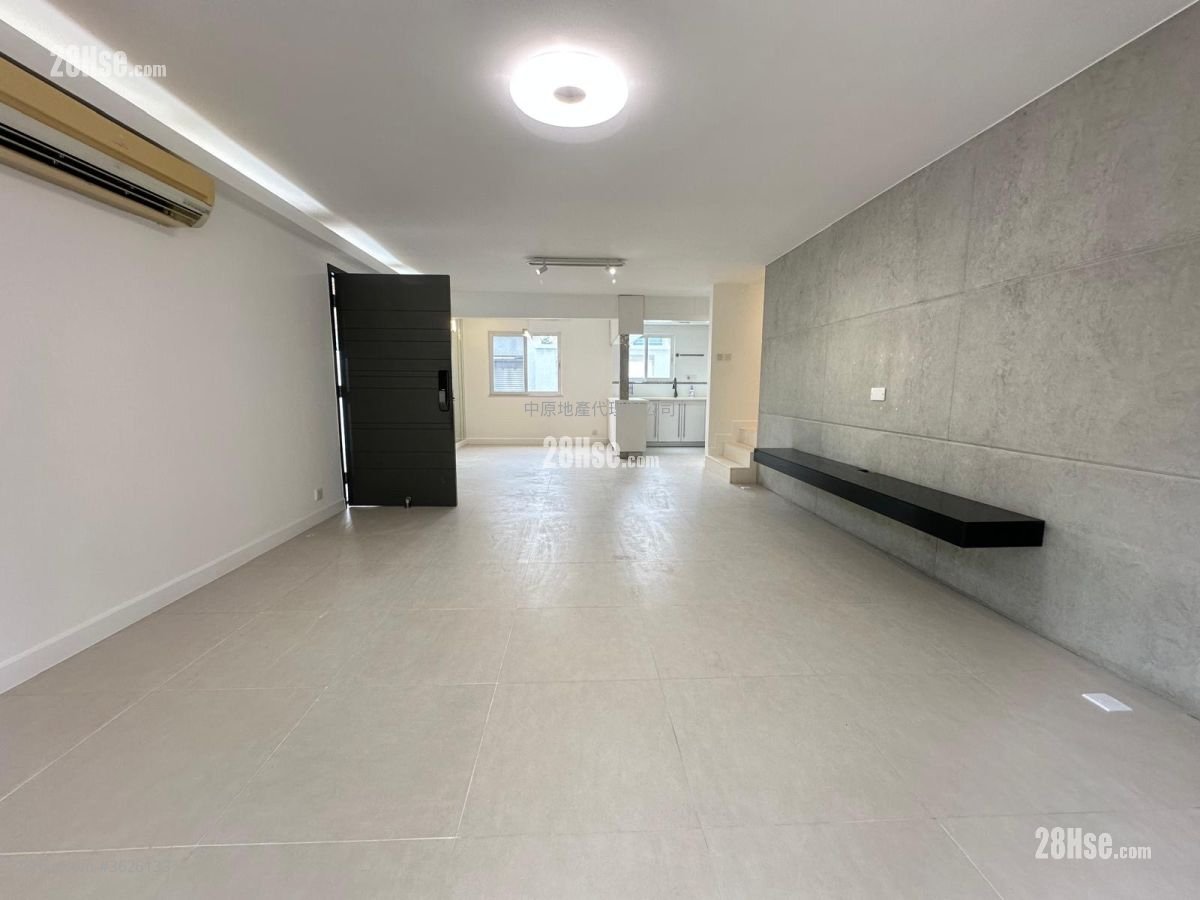 Fairview Park Sell 3 Bedrooms 1,035 ft²