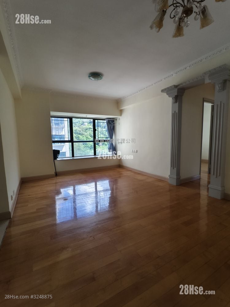 冠峰园 售盘 2 房 , 1 浴室 580 平方尺