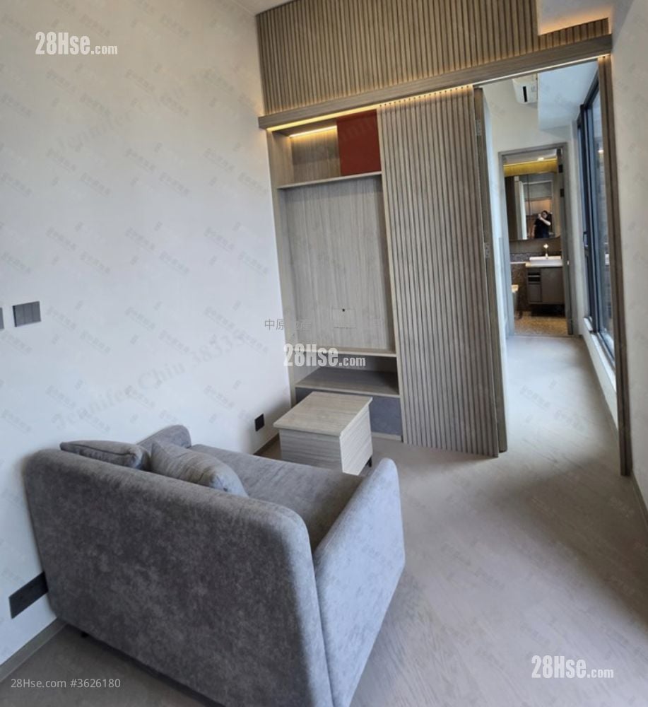 Bondlane Sell Studio 267 ft²