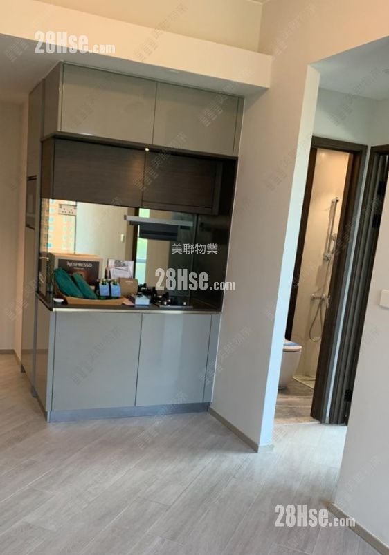 The Royale Sell 2 Bedrooms , 1 Bathroom 446 ft² The Royale Sell 2 Bedrooms , 1 Bathroom 446 ft²