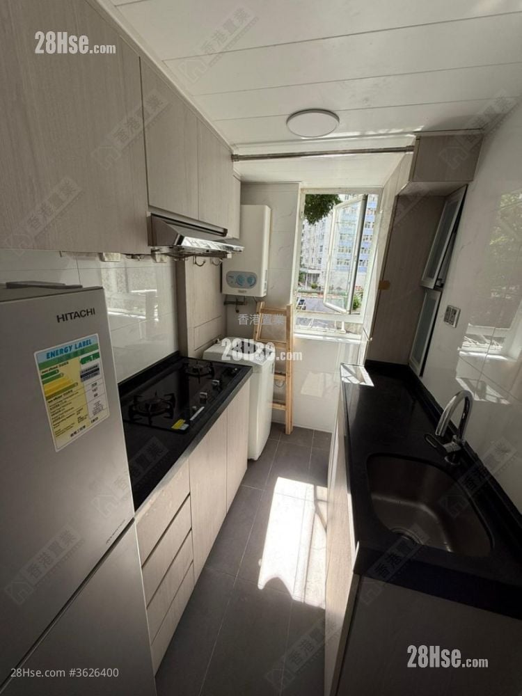 英明苑 售盘 2 房 401 平方尺