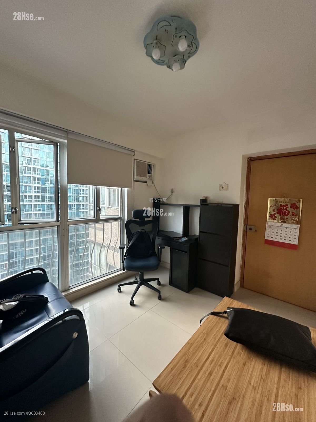 Sun Ming Building Sell 2 Bedrooms , 1 Bathroom