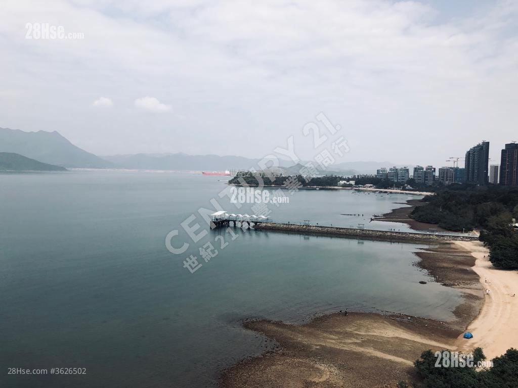 Villa Oceania Rental 3 Bedrooms , 2 Bathrooms 947 ft²