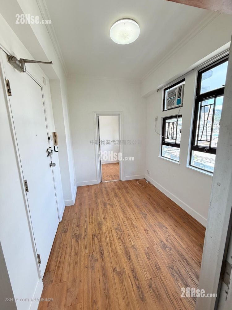 积富楼 租盘 189 平方尺