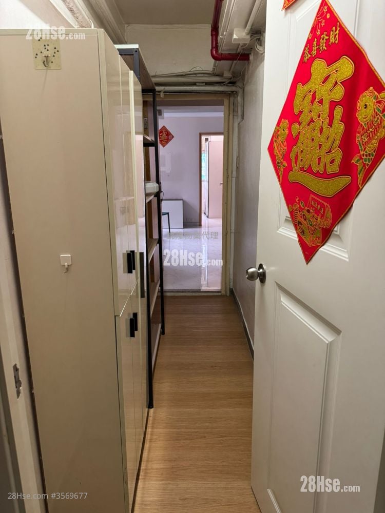 定安大廈 租盤 3 房 , 1 浴室 395 平方呎