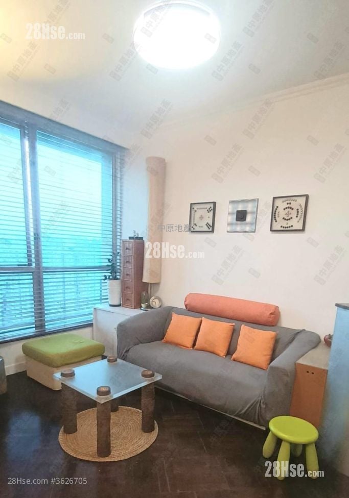 Avon Park Sell 2 Bedrooms 441 ft²