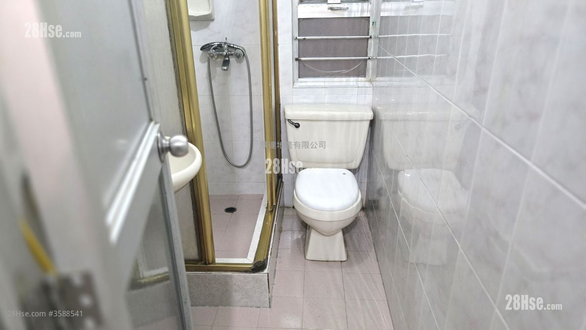 村屋 租盘 1 房 , 1 浴室 300 平方尺