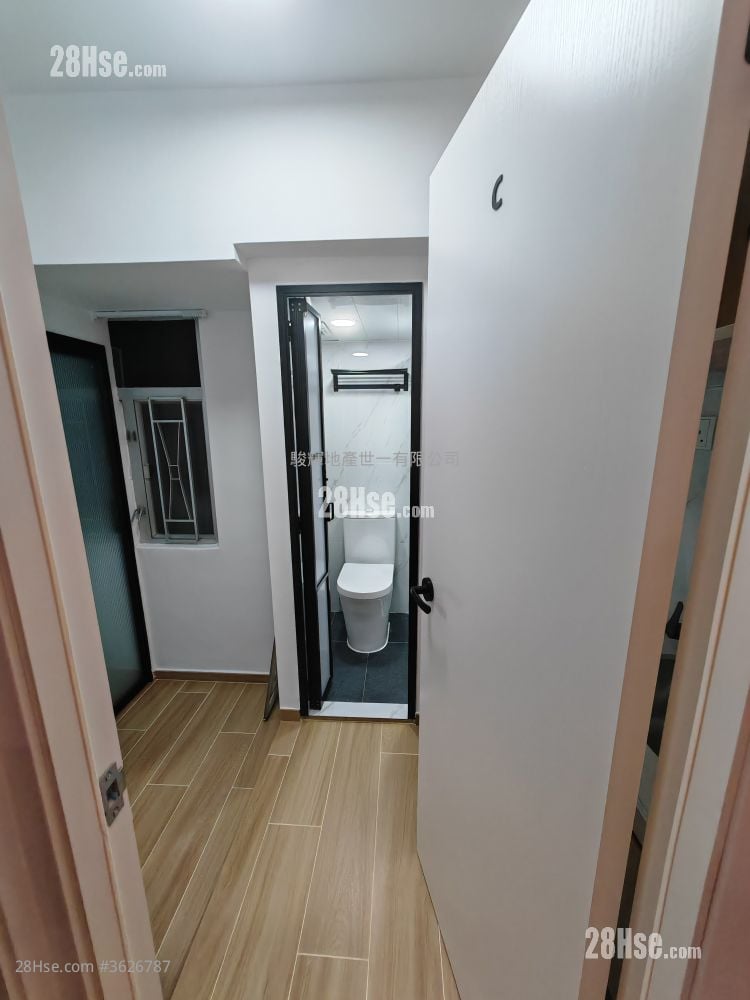 高华大厦 租盘 1 房 , 1 浴室 180 平方尺