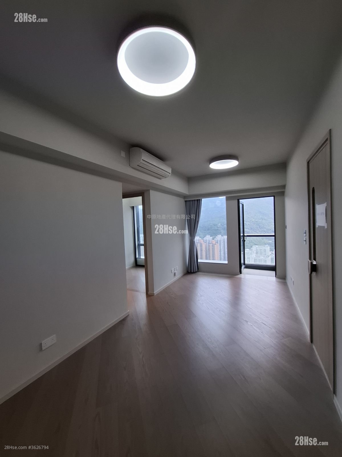 柏傲庄 售盘 3 房 , 2 浴室 663 平方尺 柏傲庄 售盘 3 房 , 2 浴室 663 平方尺