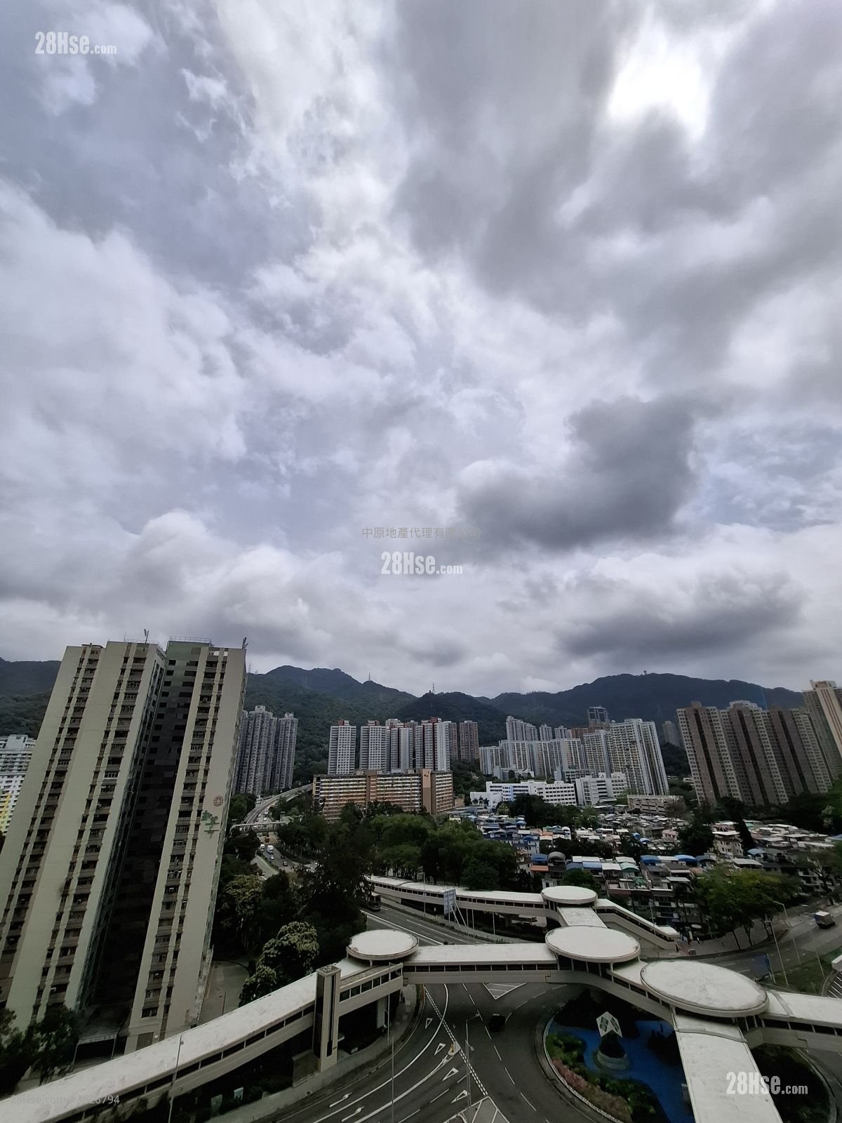 柏傲庄 售盘 3 房 , 2 浴室 663 平方尺 柏傲庄 售盘 3 房 , 2 浴室 663 平方尺