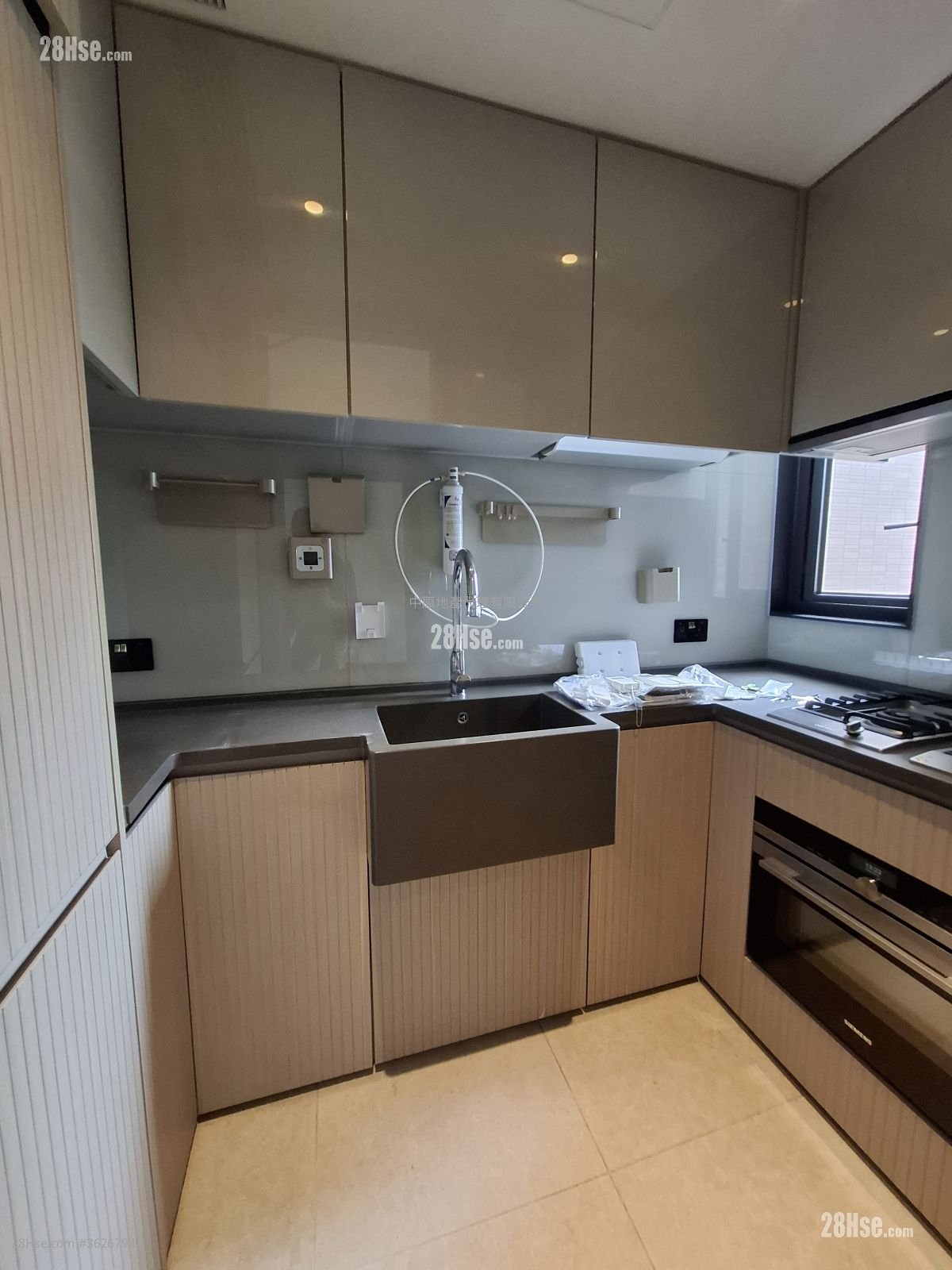 柏傲庄 售盘 3 房 , 2 浴室 663 平方尺 柏傲庄 售盘 3 房 , 2 浴室 663 平方尺