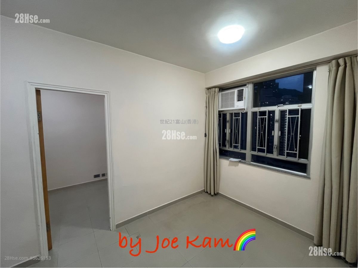 龙蟠苑 租盘 开放式间隔 383 平方尺