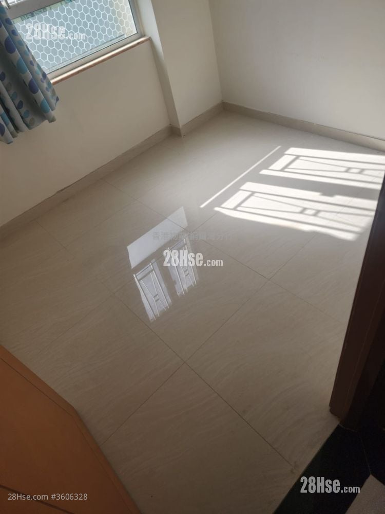 骆克大厦 租盘 2 房 , 1 浴室 447 平方尺