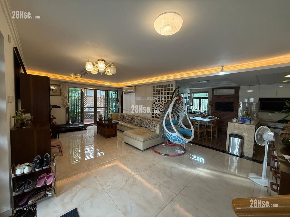 Village Sell 5+ Bedrooms , 3 Bathrooms 1,890 ft²