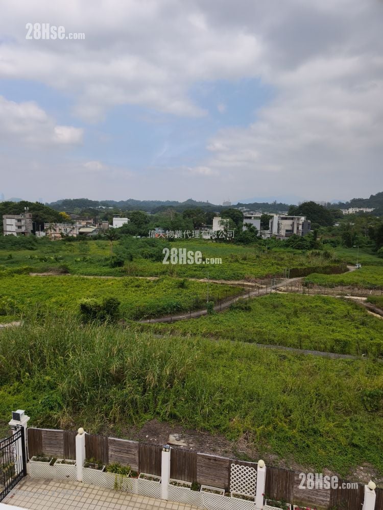 Village Sell 5+ Bedrooms , 3 Bathrooms 1,890 ft²