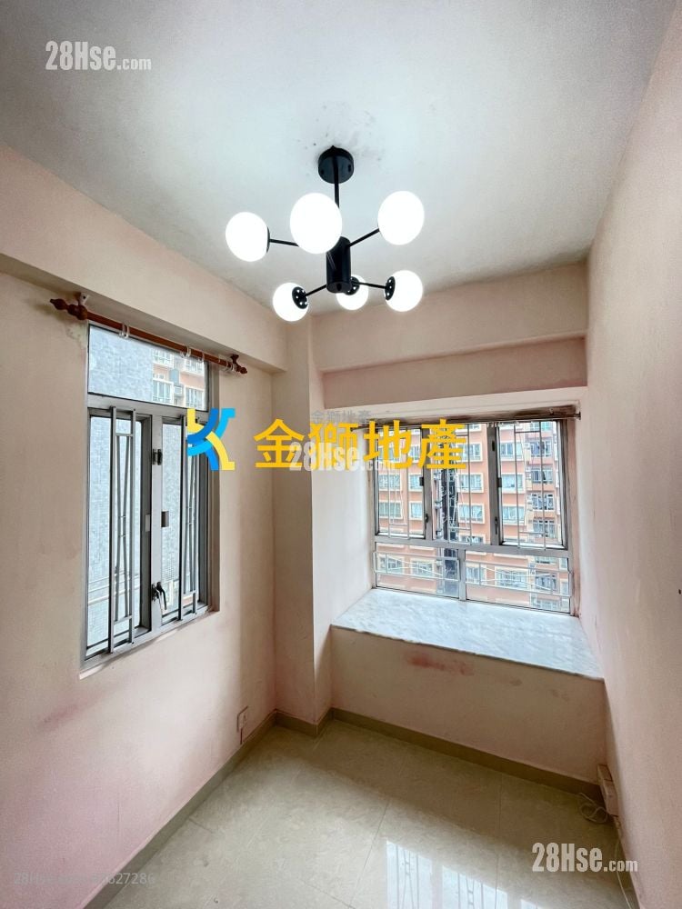 金獅花園 租盤 270 平方呎