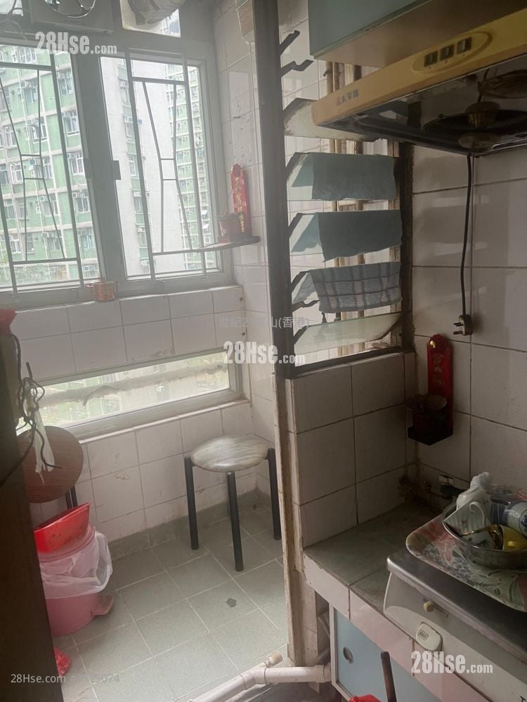 黄大仙下邨 售盘 开放式间隔 , 1 浴室 385 平方尺