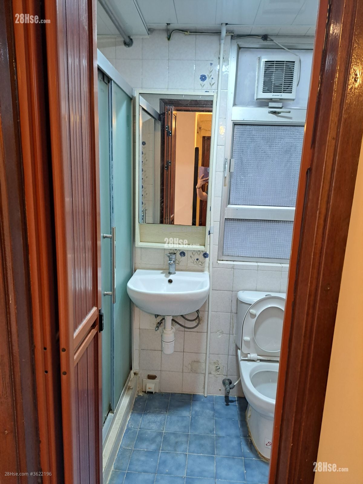 King's House Sell 2 Bedrooms , 1 Bathroom 496 ft²