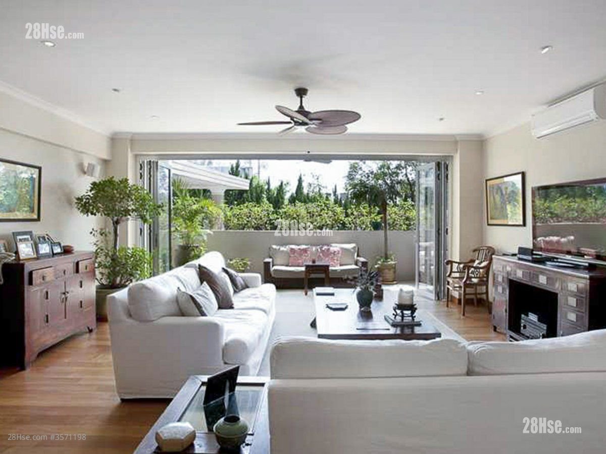 10A-10B Stanley Beach Road Sell 4 Bedrooms , 3 Bathrooms 2,832 ft²