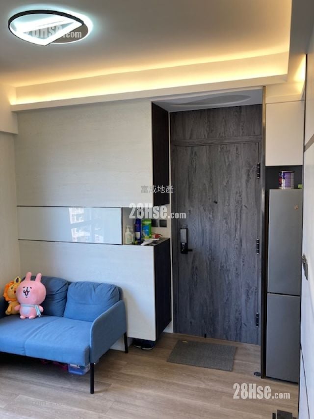 萬豐大廈 租盤 2 房 , 1 浴室 255 平方呎