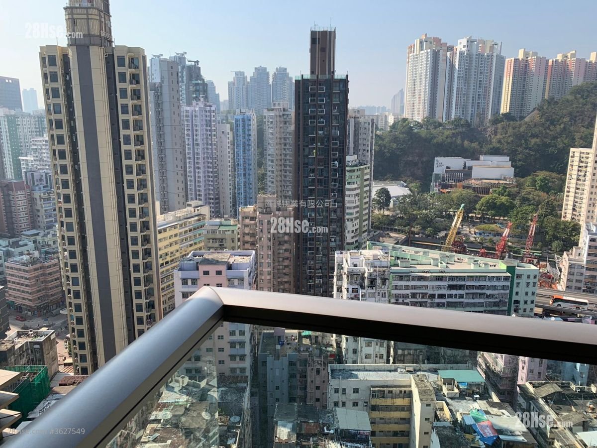 Upper East Sell 1 Bedroom , 1 Bathroom 311 ft²