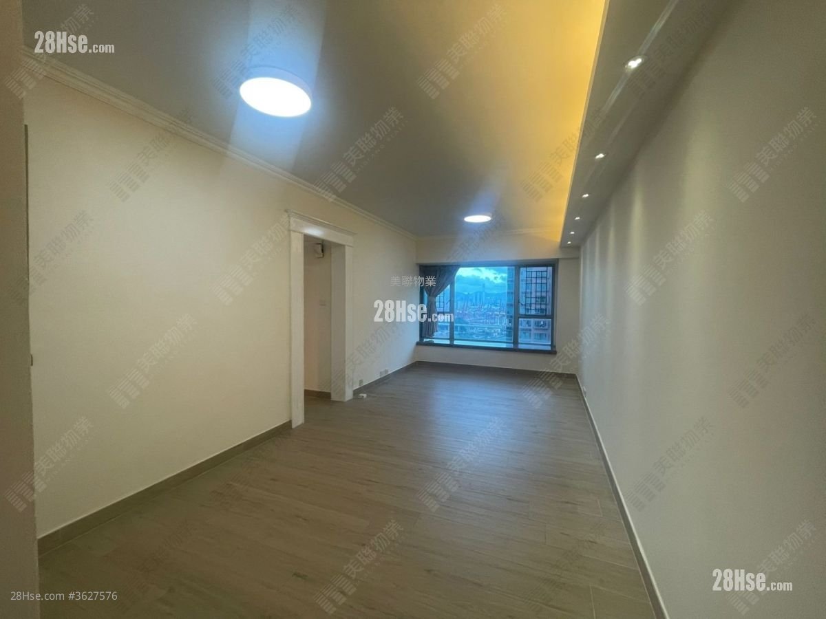 盈翠半岛 售盘 3 房 670 平方尺