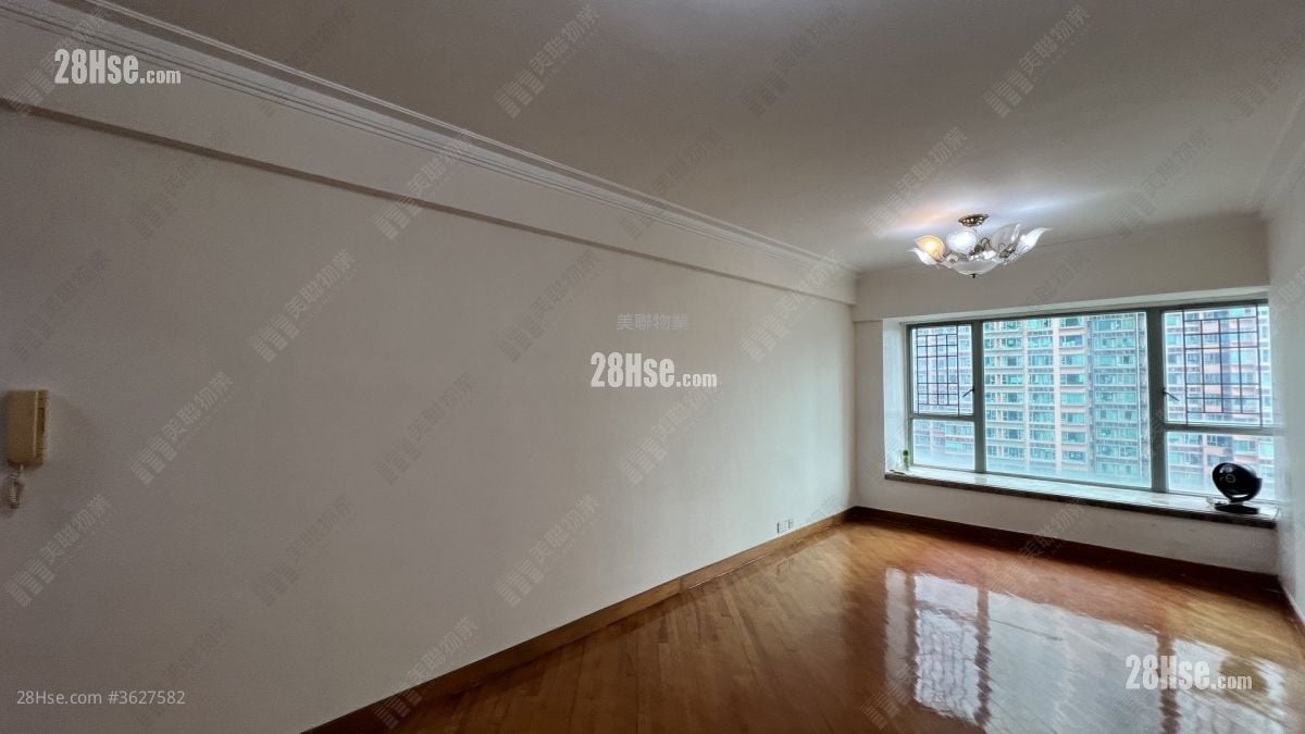 盈翠半岛 售盘 3 房 676 平方尺