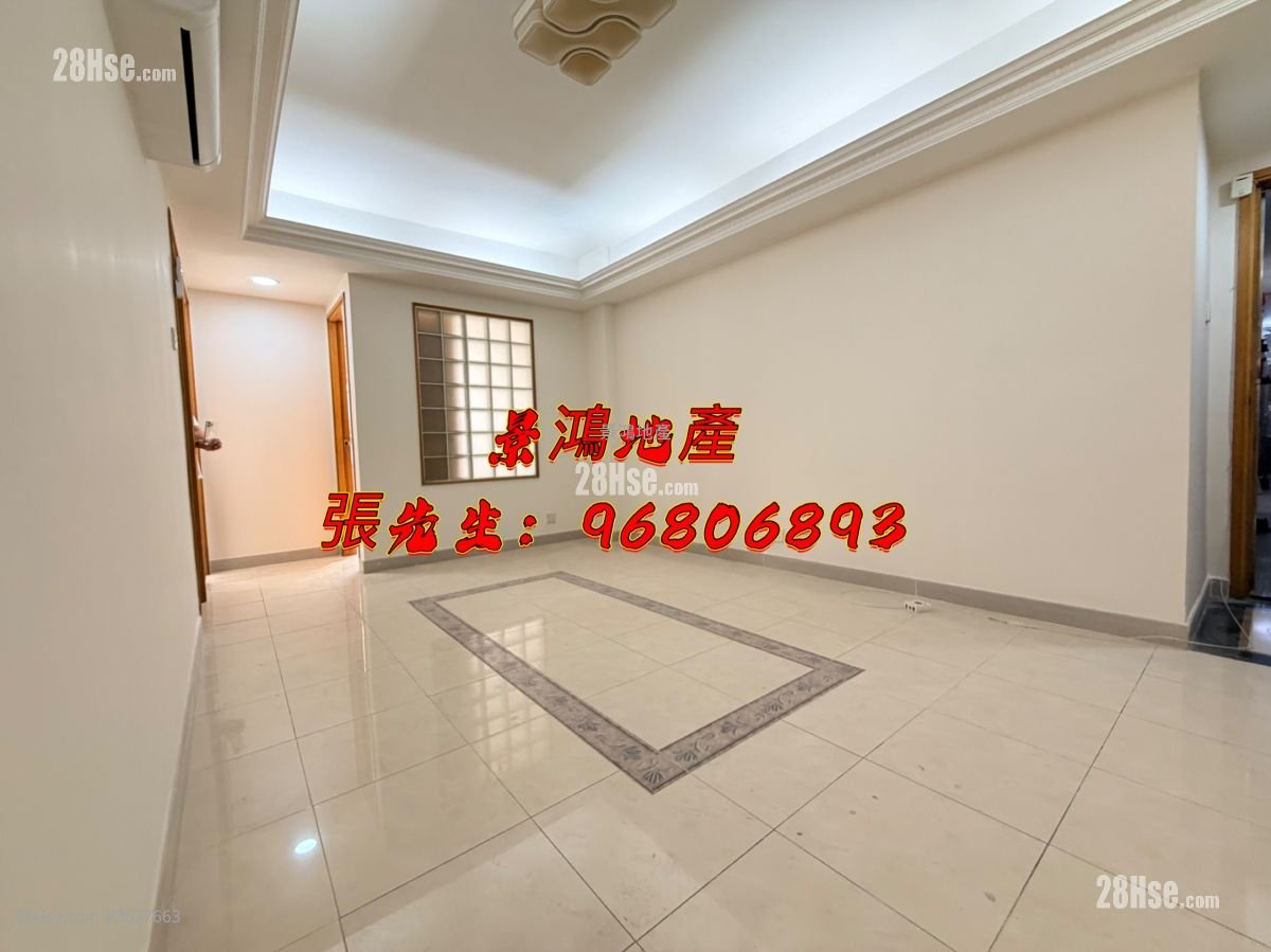 Man Wai Building Rental 3 Bedrooms , 1 Bathroom 650 ft²