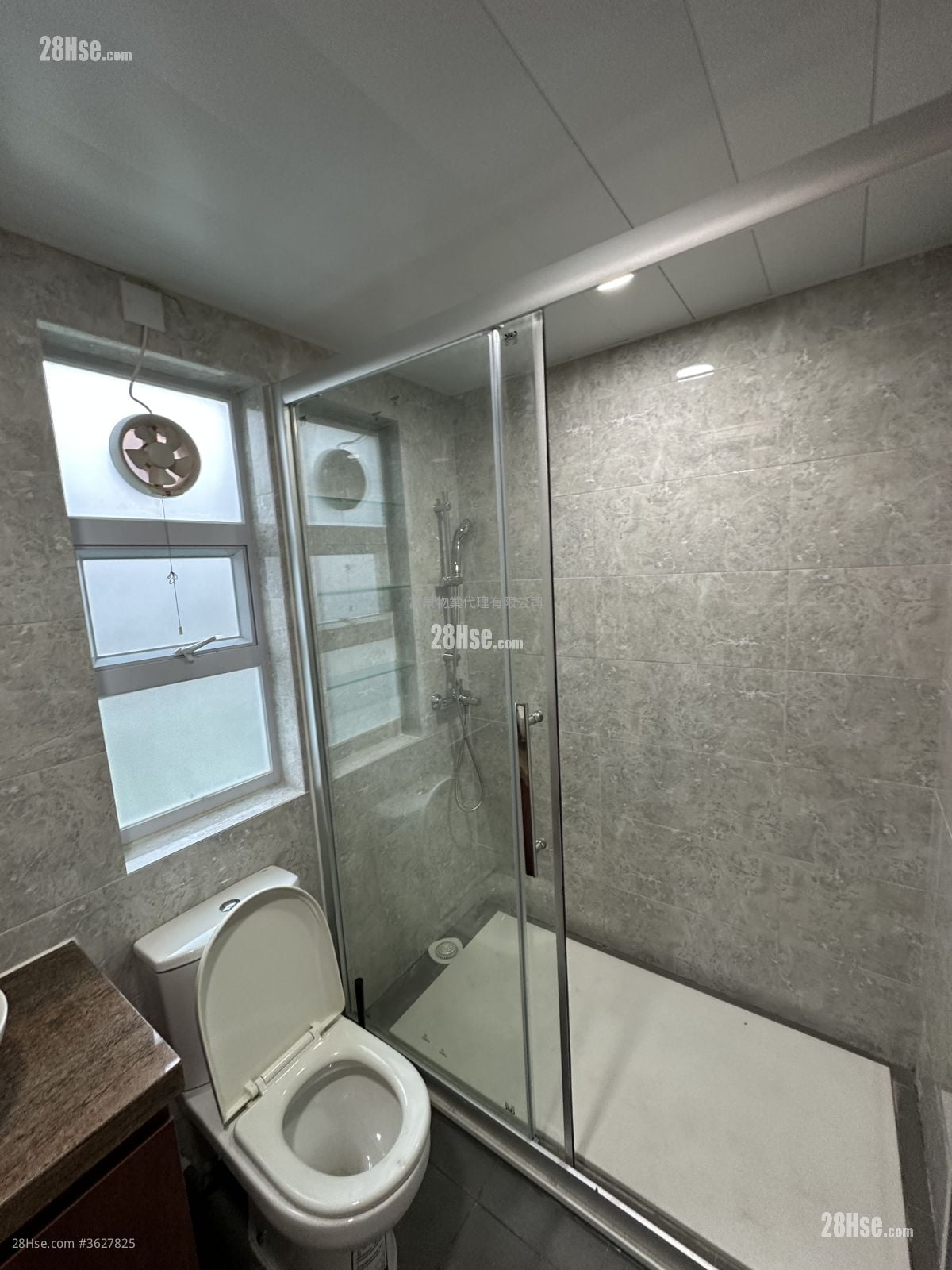 Lung Kwu Tan Sell 3 Bedrooms , 1 Bathroom 653 ft²