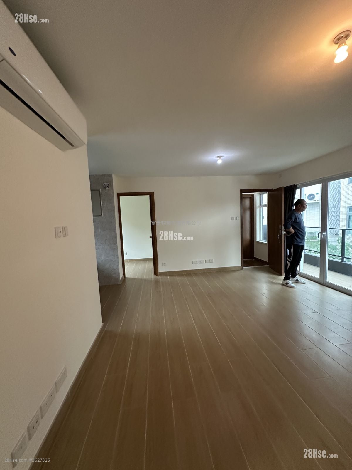 Lung Kwu Tan Sell 3 Bedrooms , 1 Bathroom 653 ft²