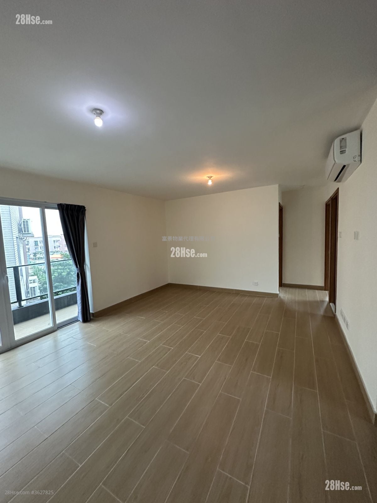 Lung Kwu Tan Sell 3 Bedrooms , 1 Bathroom 653 ft²