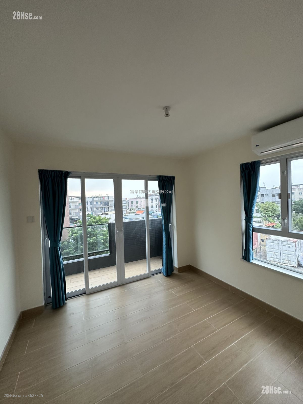 Lung Kwu Tan Sell 3 Bedrooms , 1 Bathroom 653 ft²