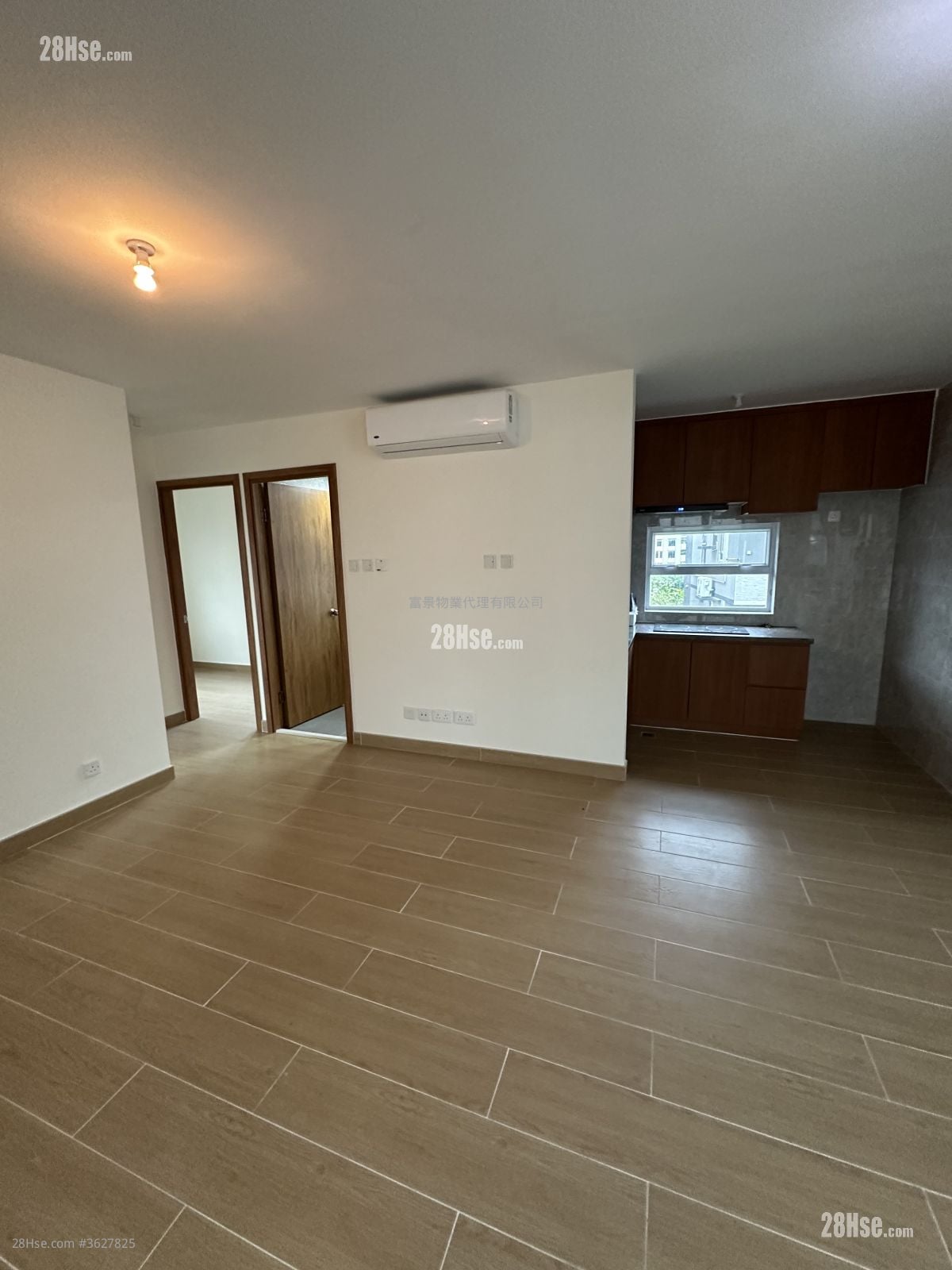 Lung Kwu Tan Sell 3 Bedrooms , 1 Bathroom 653 ft²