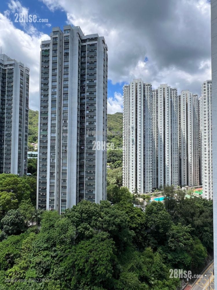 Bayview Garden Sell 3 Bedrooms , 2 Bathrooms 610 ft²