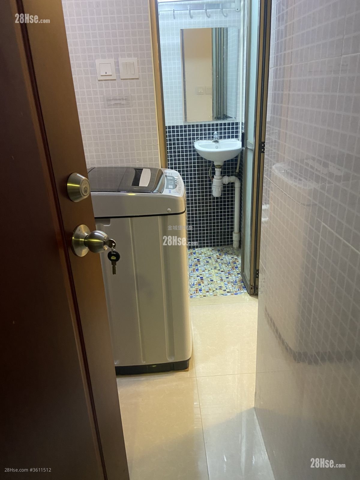 Man Yuen Building Rental 1 Bedroom , 1 Bathroom 155 ft²