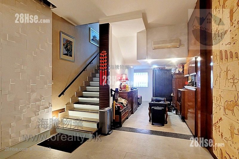 Villa Royale Sell 3 Bedrooms , 2 Bathrooms 1,234 ft²