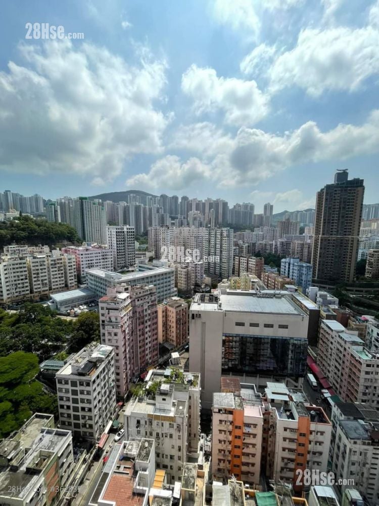 Elly House Sell 2 Bedrooms , 1 Bathroom 293 ft²