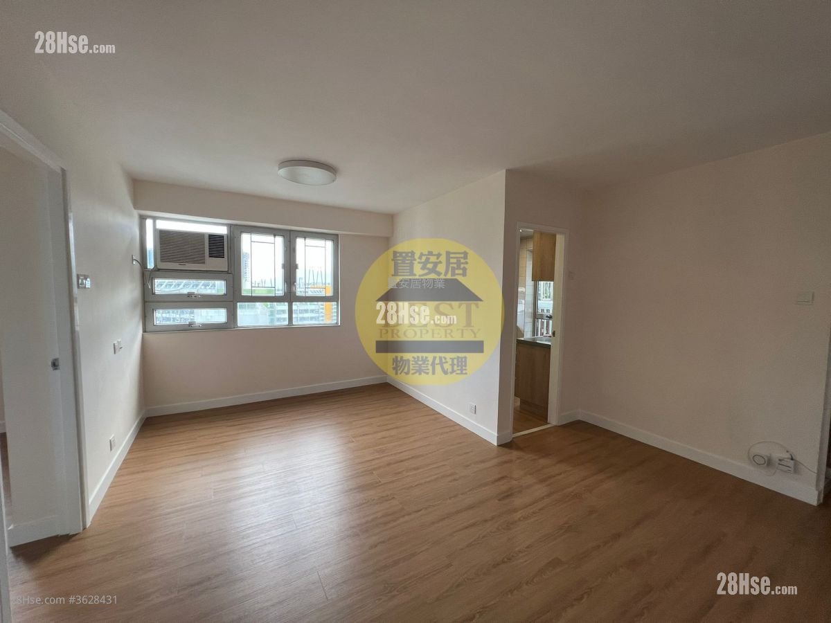 Siu Shan Court Sell 2 Bedrooms , 1 Bathroom 546 ft²