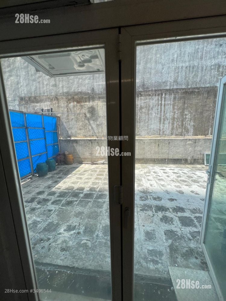 Wai Cheung Industrial Centre Sell 841 ft²