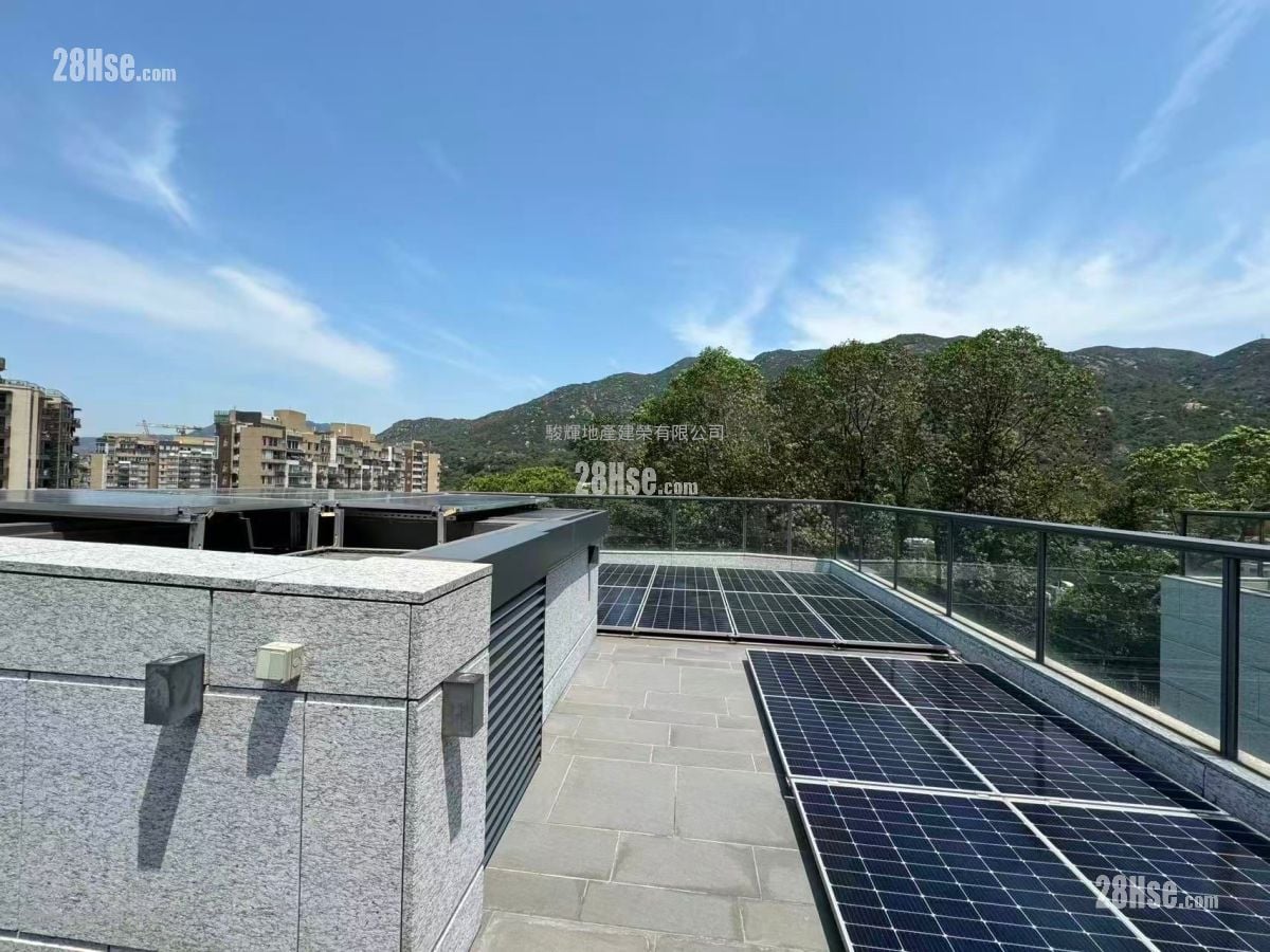 Le Pont Sell 5+ Bedrooms 4,880 ft²