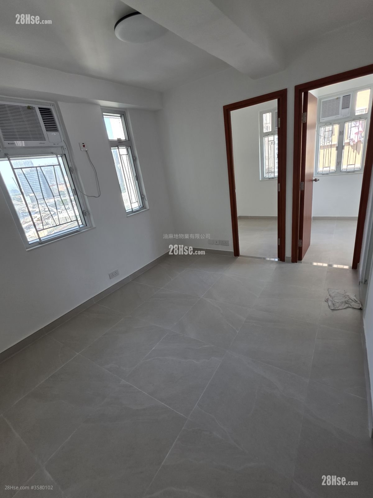 德基大厦 租盘 2 房 , 1 浴室 318 平方尺